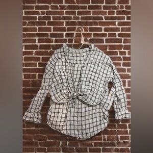 Lou & grey for loft size xs plaid button down​​​​​​​​